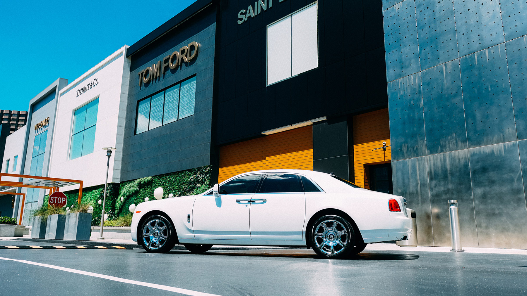 Rolls Royce Ghost White 6