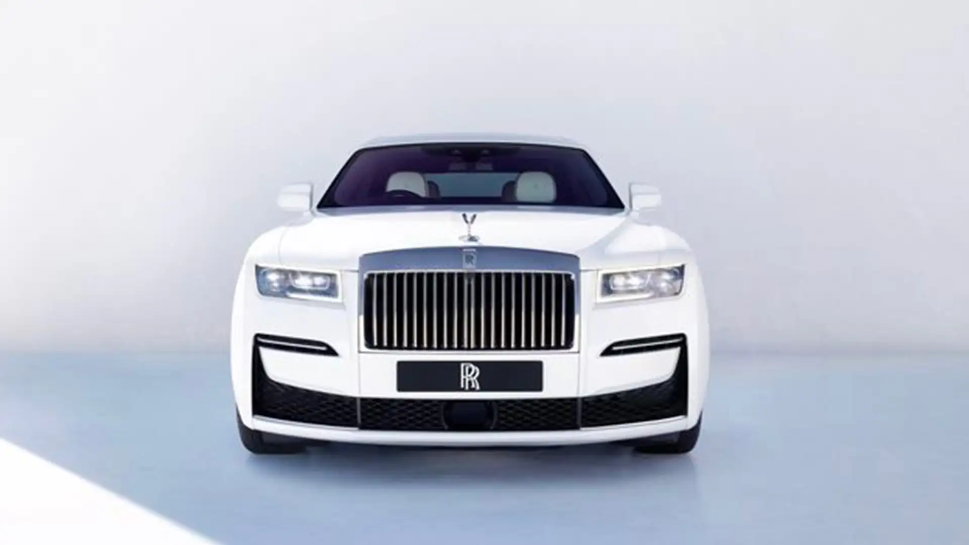 ROLLS ROYCE GHOST 2023