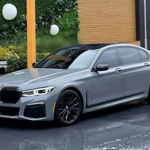 BMW 750