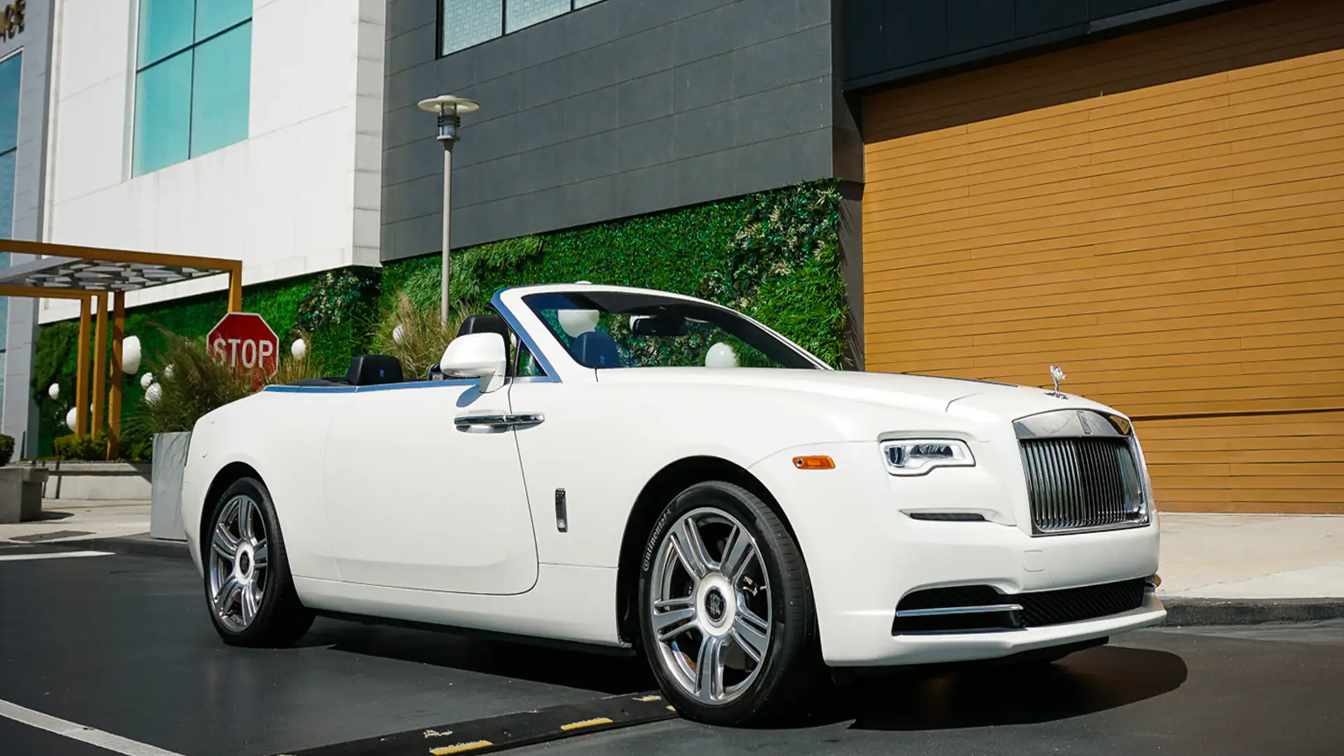 dawn convertible rolls royce