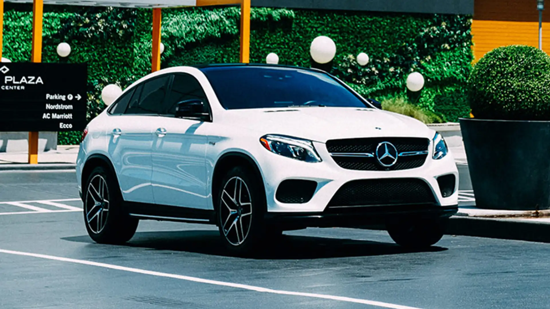 MERCEDES-BENZ AMG GLE