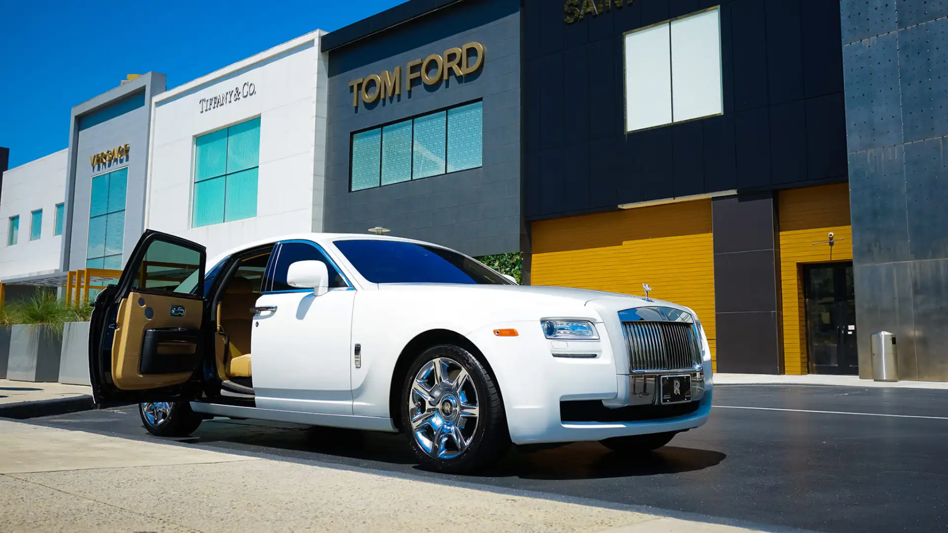 ROLLS ROYCE GHOST (2)