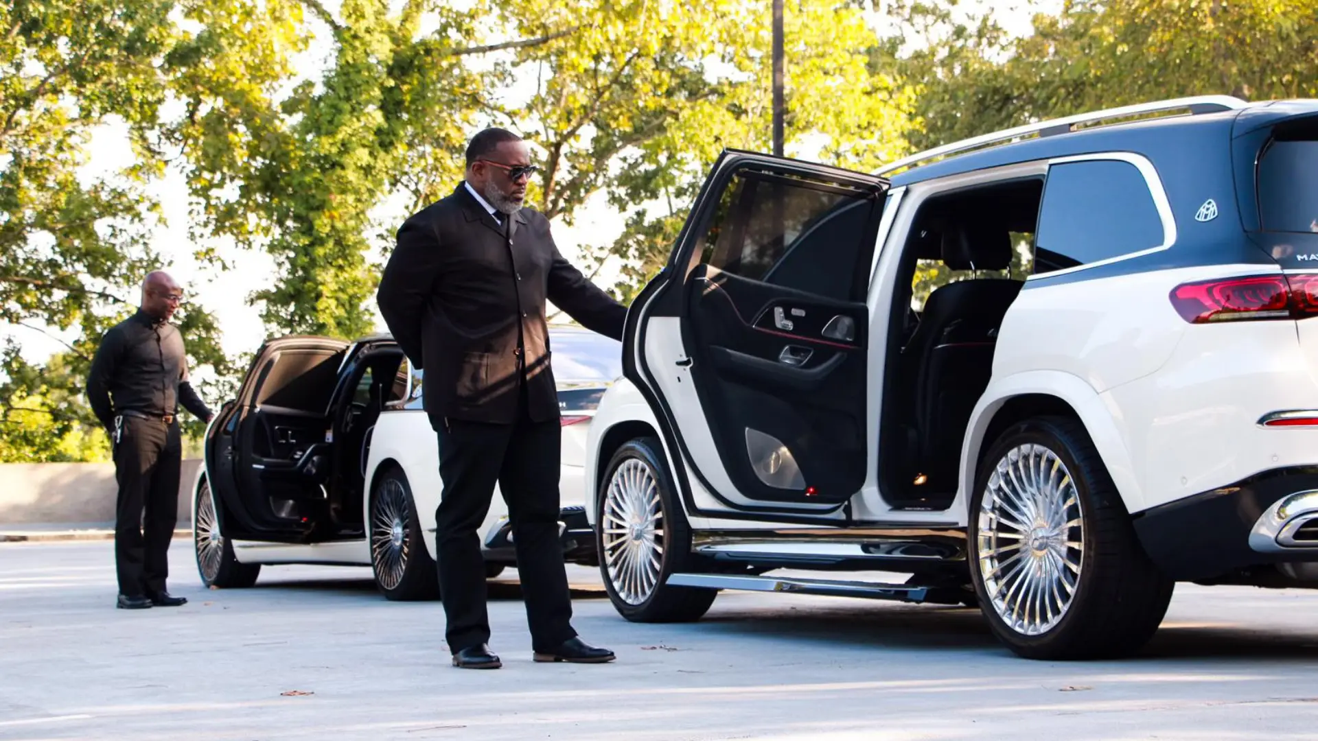 Chauffeur service Atlanta by ATL Exotic. Ride in style with luxury chauffeur hire, airport chauffeurs, and wedding chauffeur services.