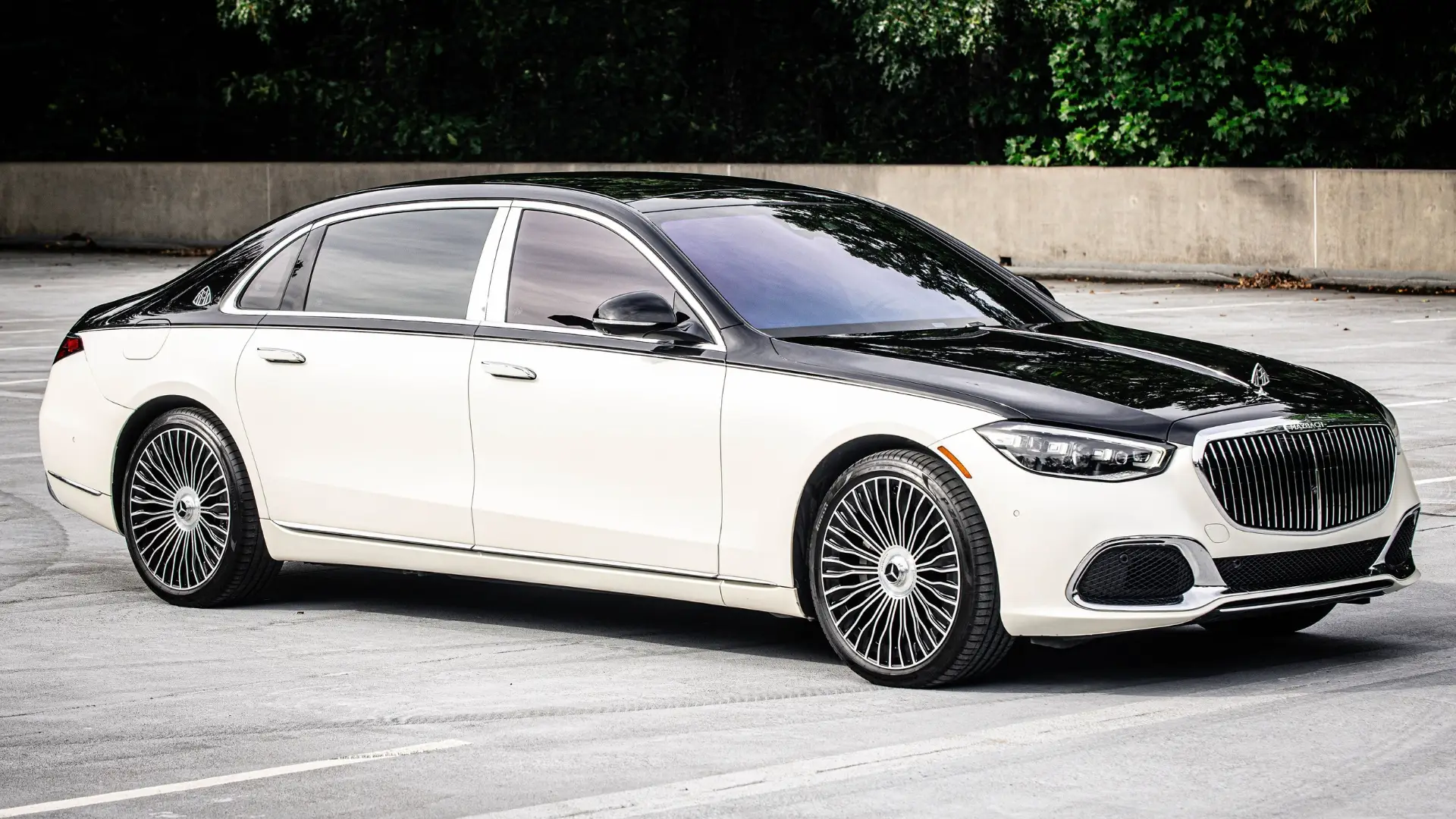 Mercedes Maybach Rental Atlanta | Luxury Sedan for Weddings & Proms